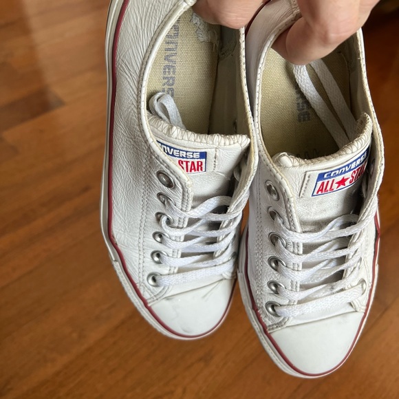 White Leather chuck Taylor Converse 7 - Picture 8 of 11